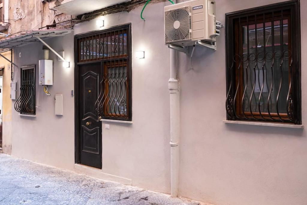 Casa Puteca Quartieri Spagnoli Неаполь Екстер'єр фото